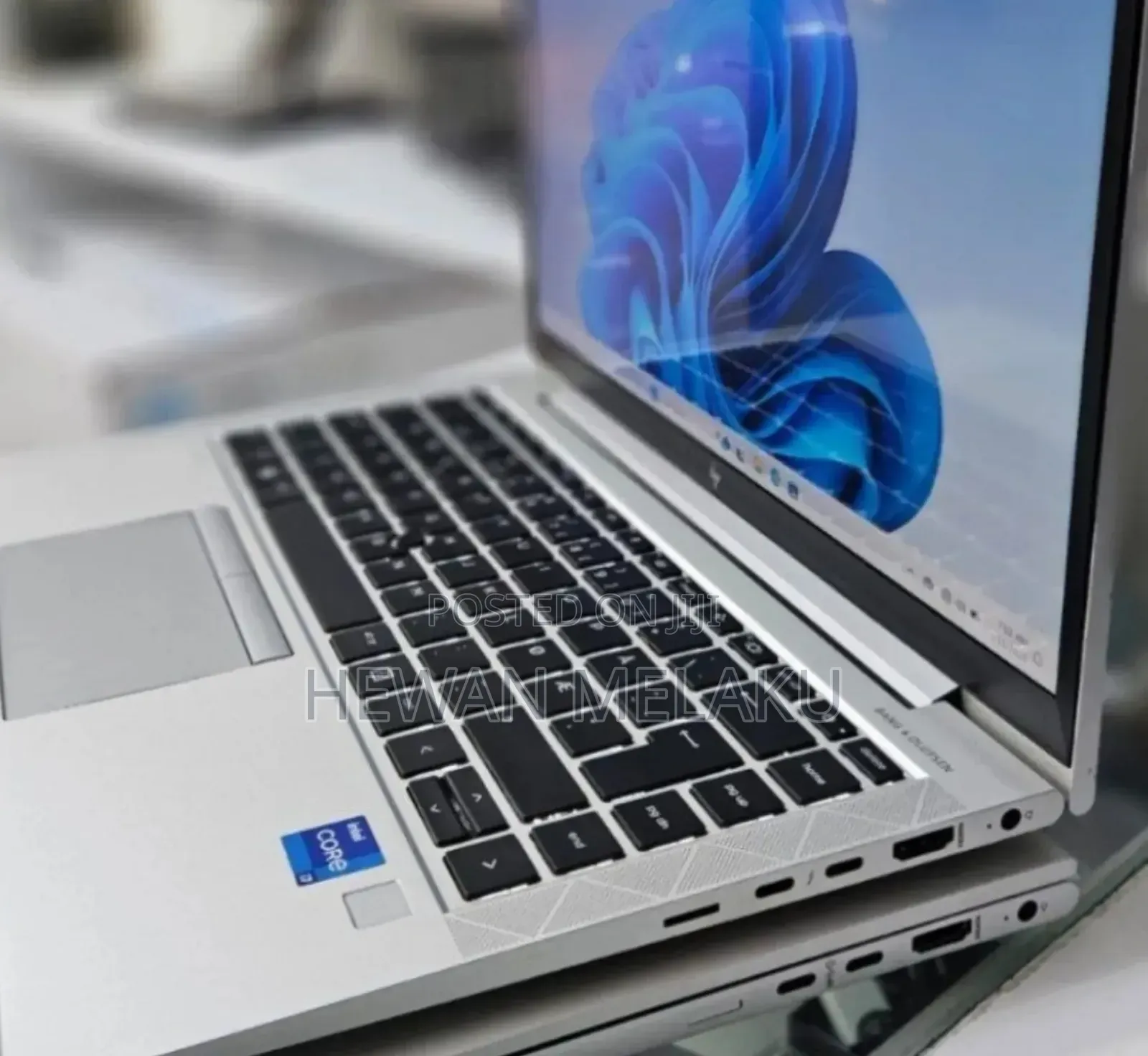 New Laptop HP EliteBook 830 G8 16GB Intel Core i7 SSD 512GB