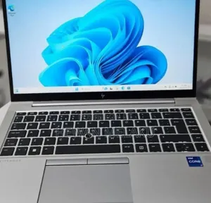 New Laptop HP EliteBook 830 G8 16GB Intel Core i7 SSD 512GB