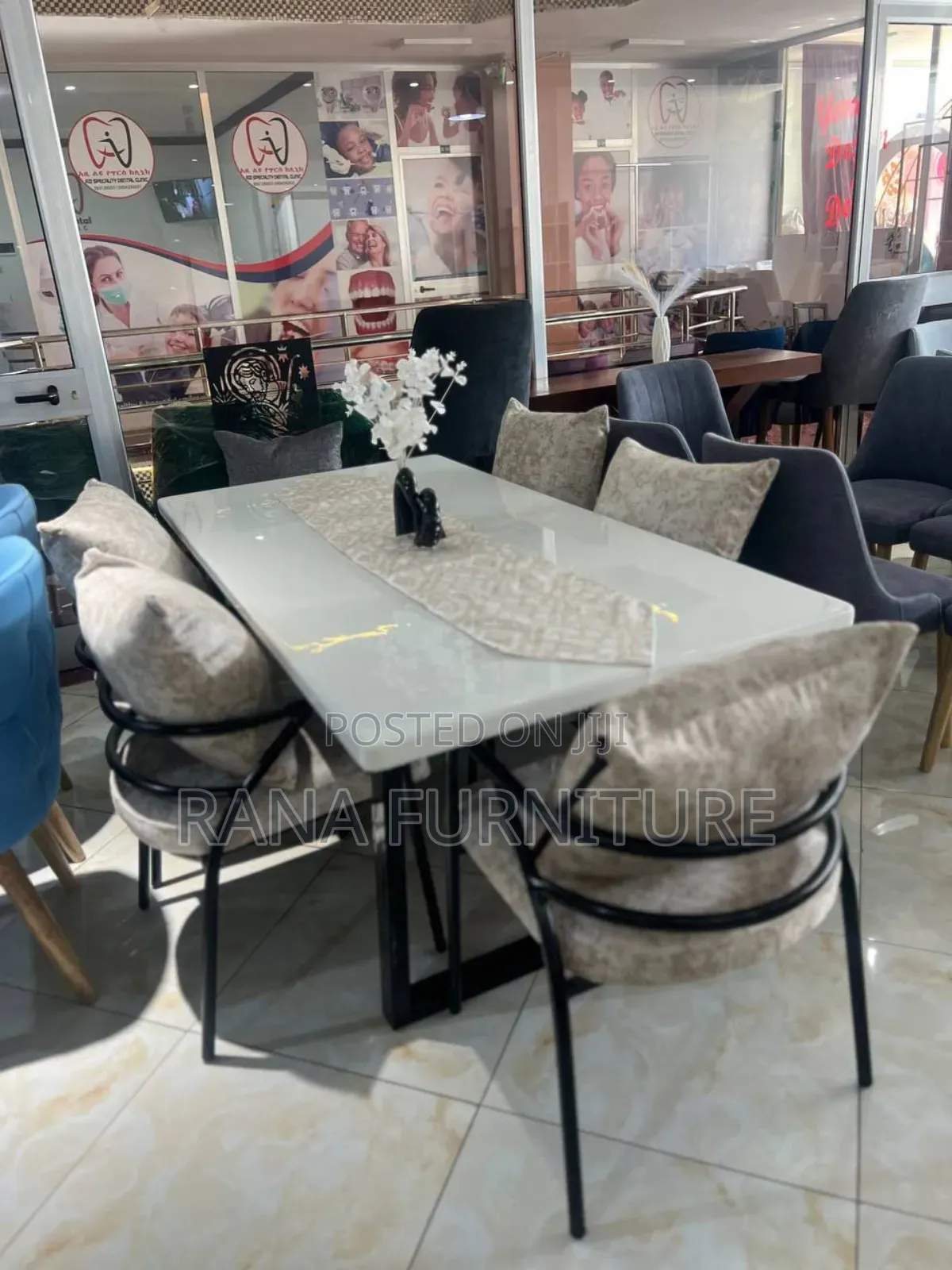 Premium Modern Dining