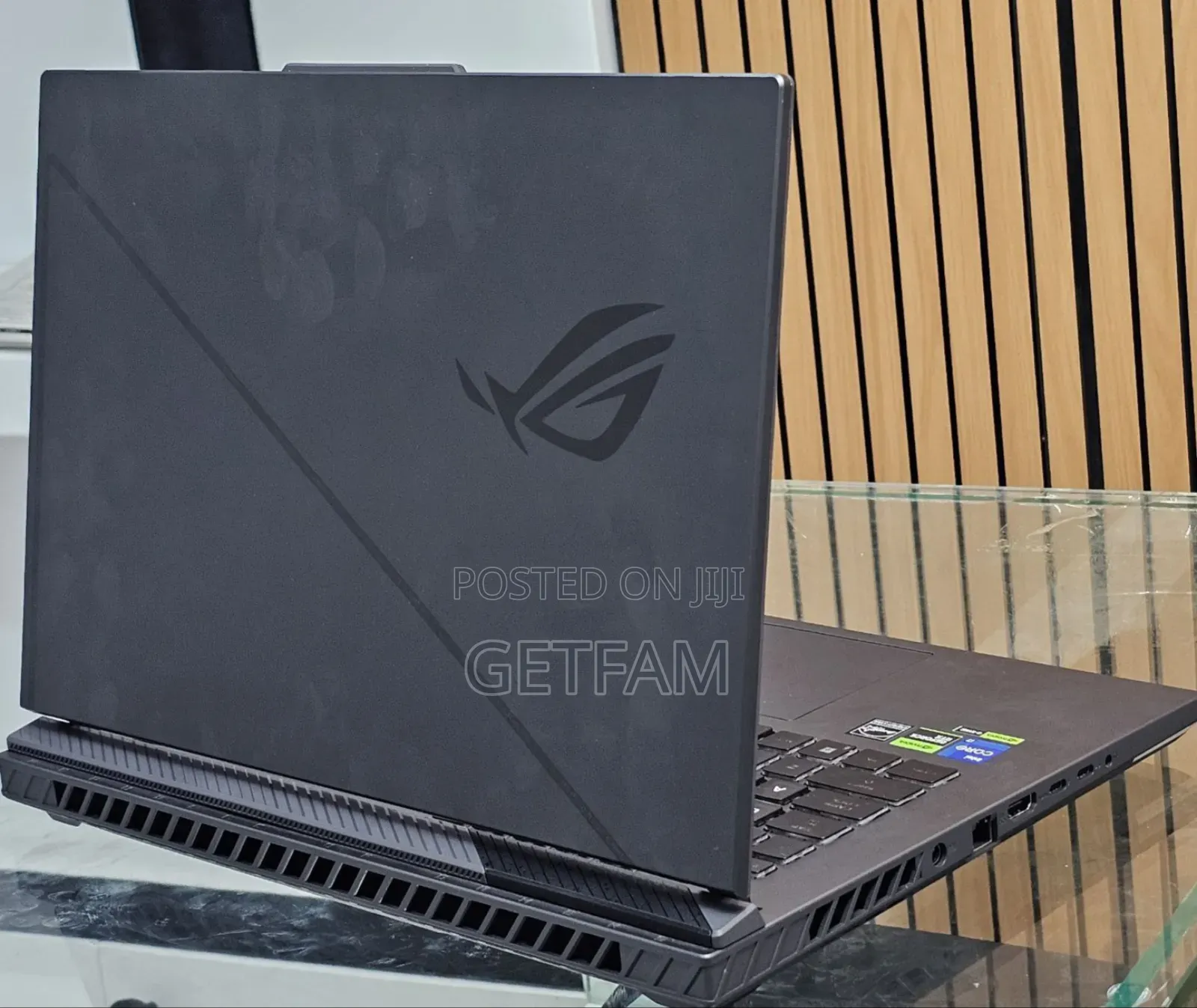New Laptop Asus ROG Strix G15 16GB Intel Core i7 SSD 1T