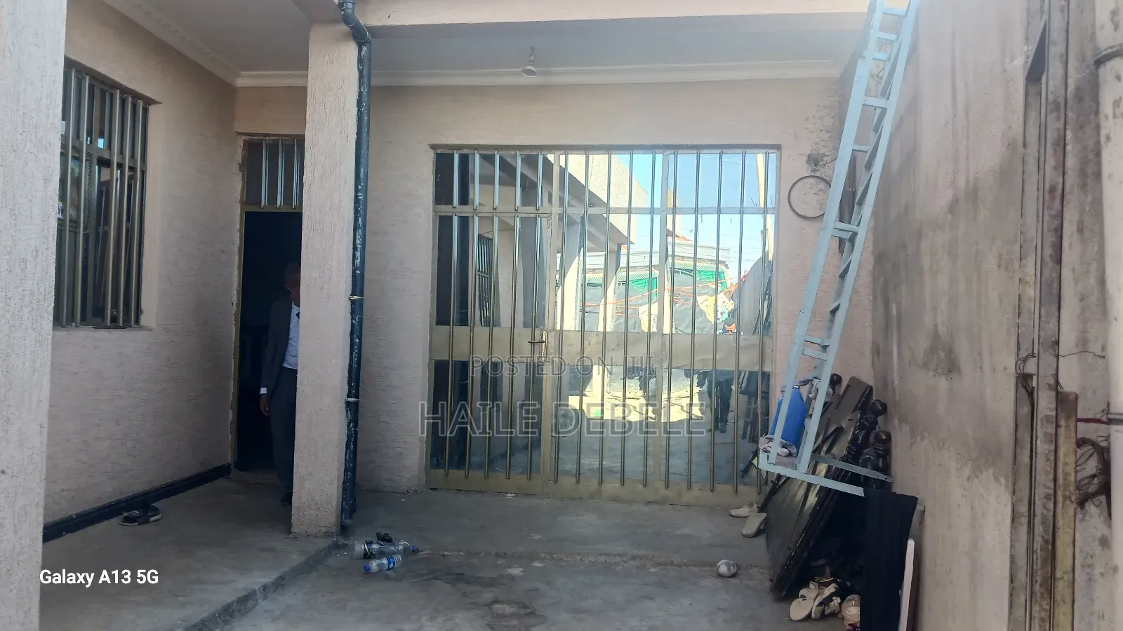 3bdrm House in Yeka for sale