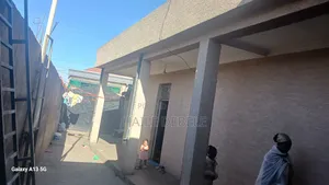 3bdrm House in Yeka for sale