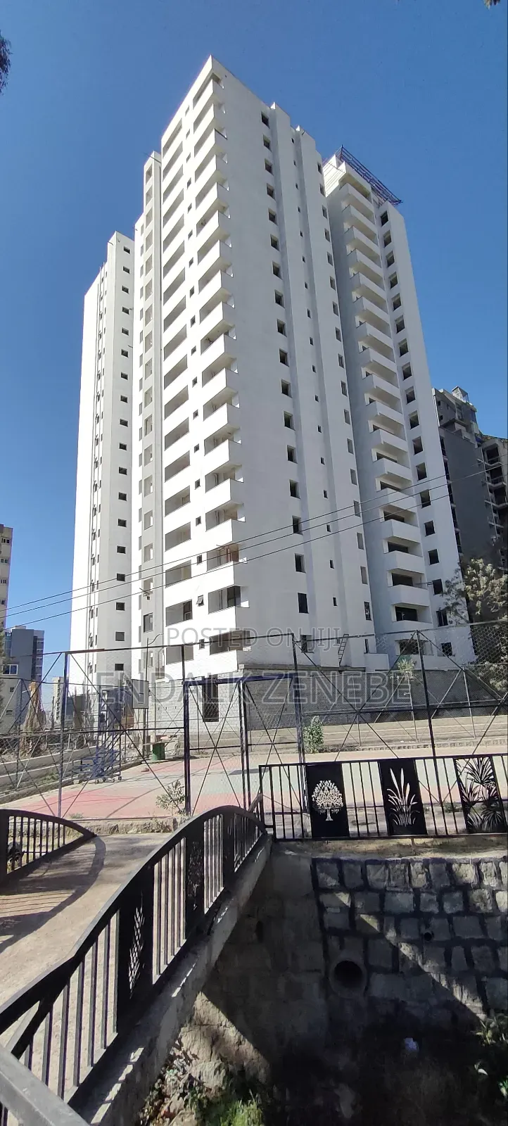 Furnished 3bdrm Apartment in Handmade Real Estate, Yeka for sale