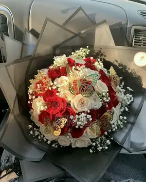 Classic Rose Boupuet