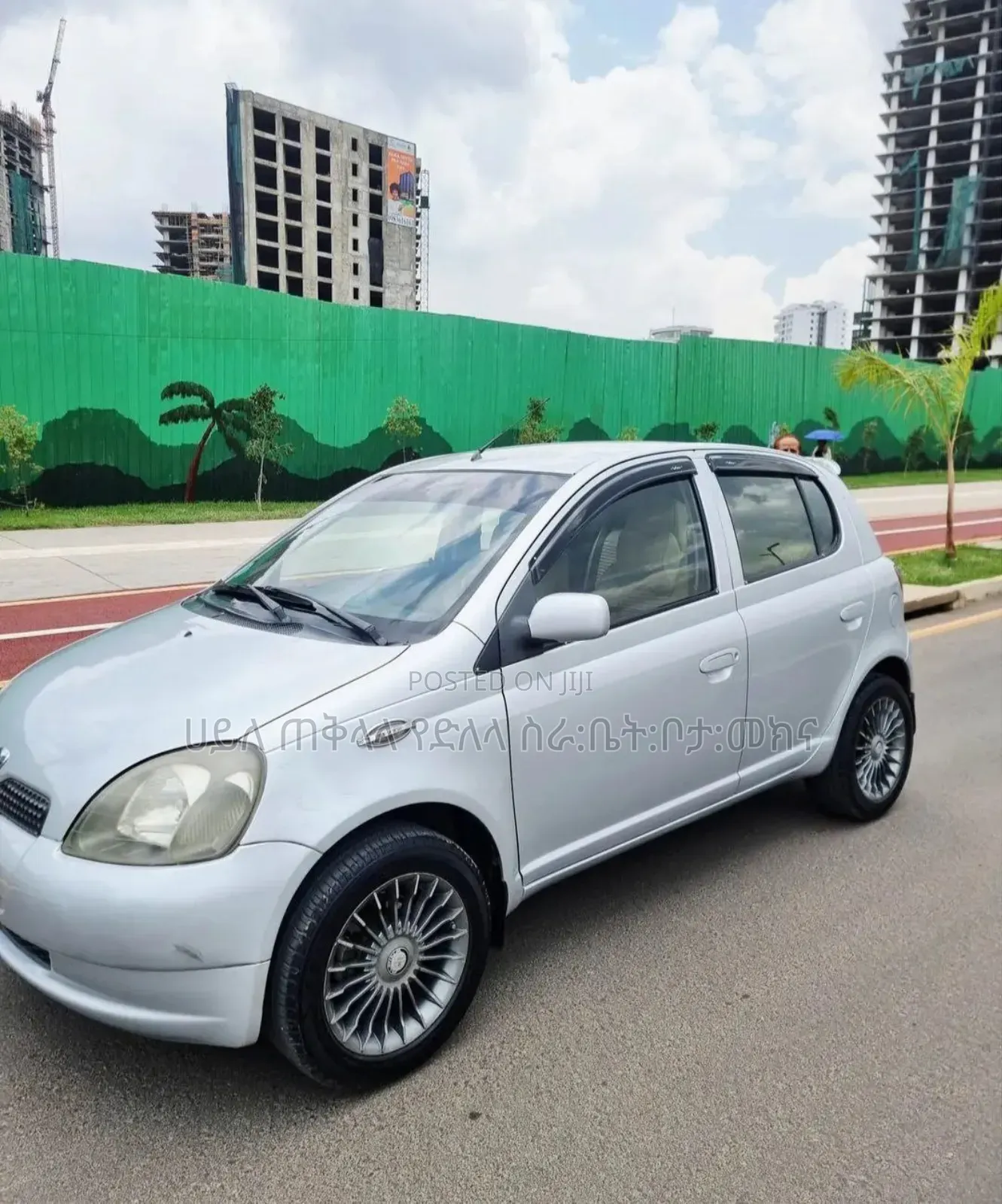 Toyota Vitz 2001 Silver