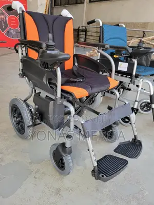 Electrical Wheelchair椪商rechargeable Batteries Provide the Energy
