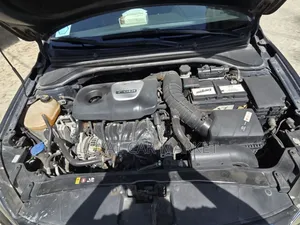 Hyundai Avante 2017 Blue