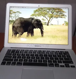 New Laptop Apple MacBook Air 2011 4GB Intel Core i5 SSD 128GB