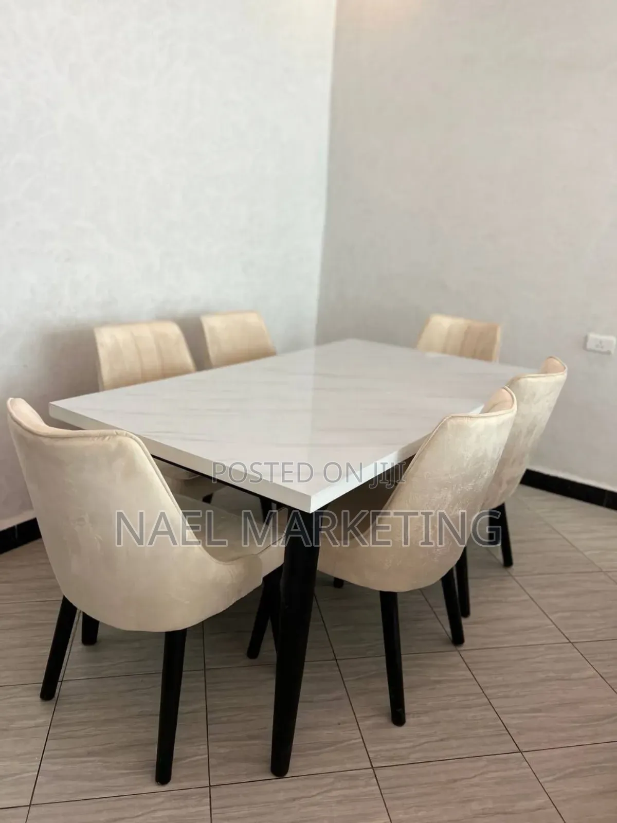 Dining Table With 6 Chairs
