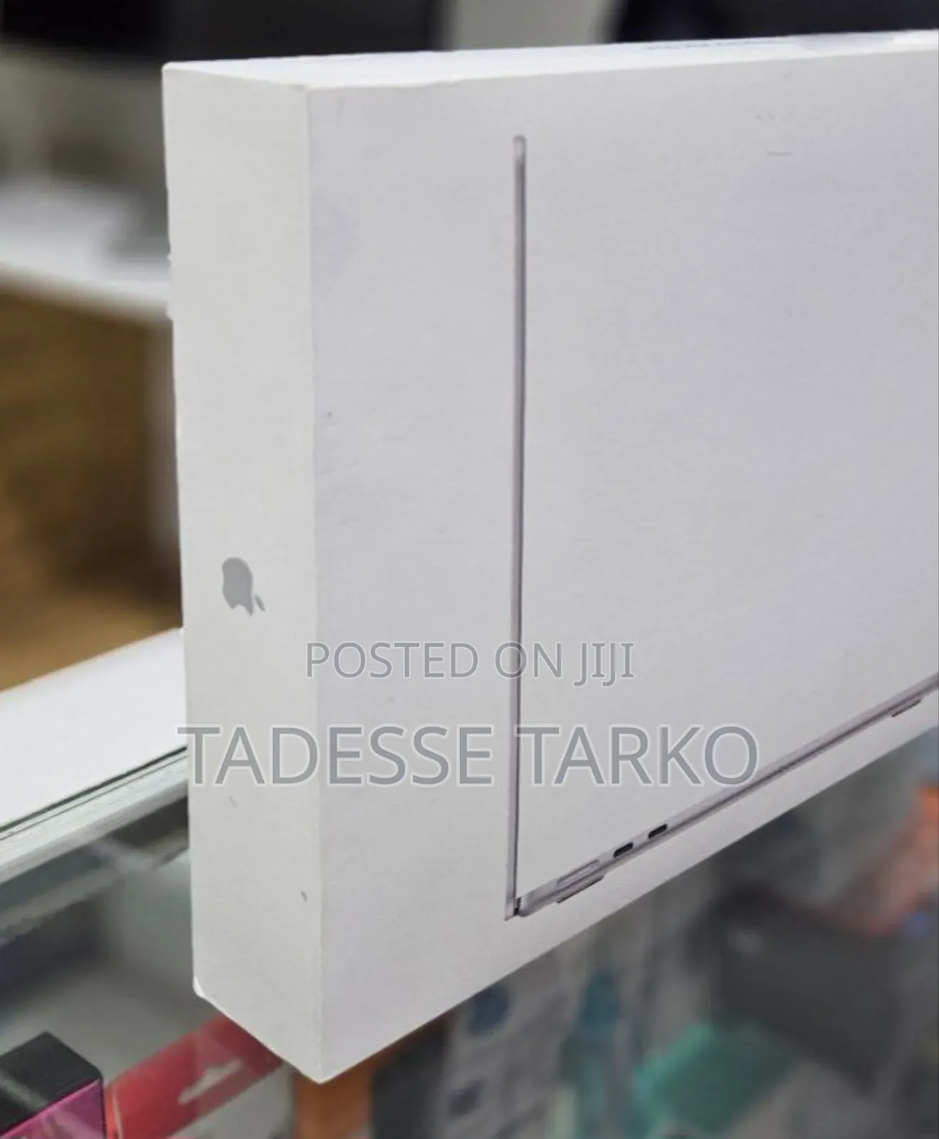 New Laptop Apple MacBook Air 2025 M4 13-inch 16GB Apple M4 SSD 256GB