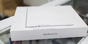 New Laptop Apple MacBook Air 2025 M4 13-inch 16GB Apple M4 SSD 256GB