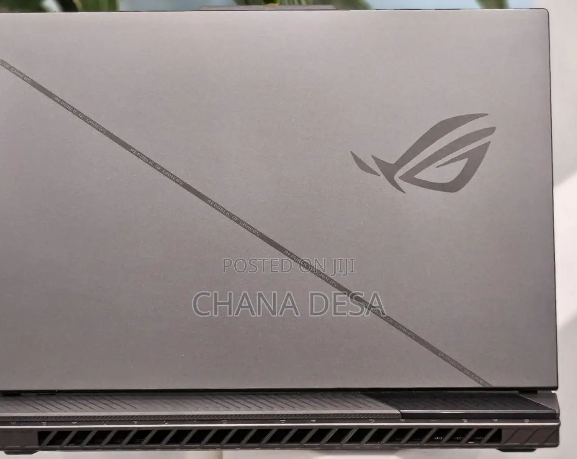 New Laptop Asus 32GB SSD 2T