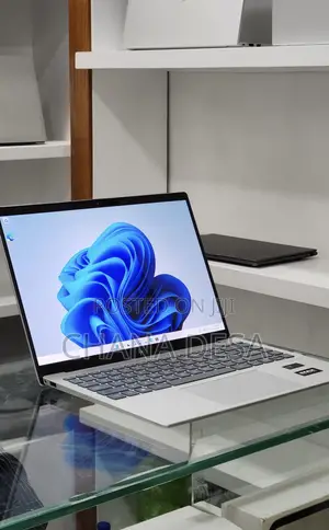 New Laptop HP 32GB Intel Core Ultra 7 SSD 512GB