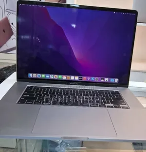 New Laptop Apple MacBook Pro 2019 32GB Intel Core i9 SSD 512GB