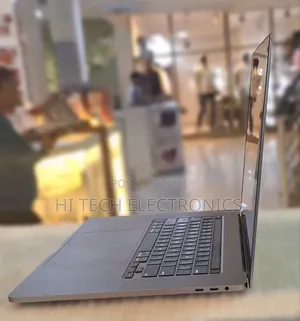 New Laptop Apple MacBook Pro 2019 16GB Intel Core i7 SSD 512GB