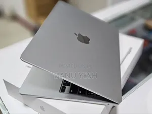 New Laptop Apple MacBook Air 2025 M4 13-inch 16GB Apple M4 SSD 256GB
