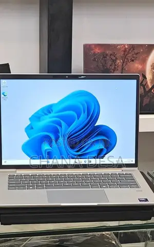 New Laptop HP EliteBook 640 G11 16GB Intel Core Ultra 5 SSD 512GB