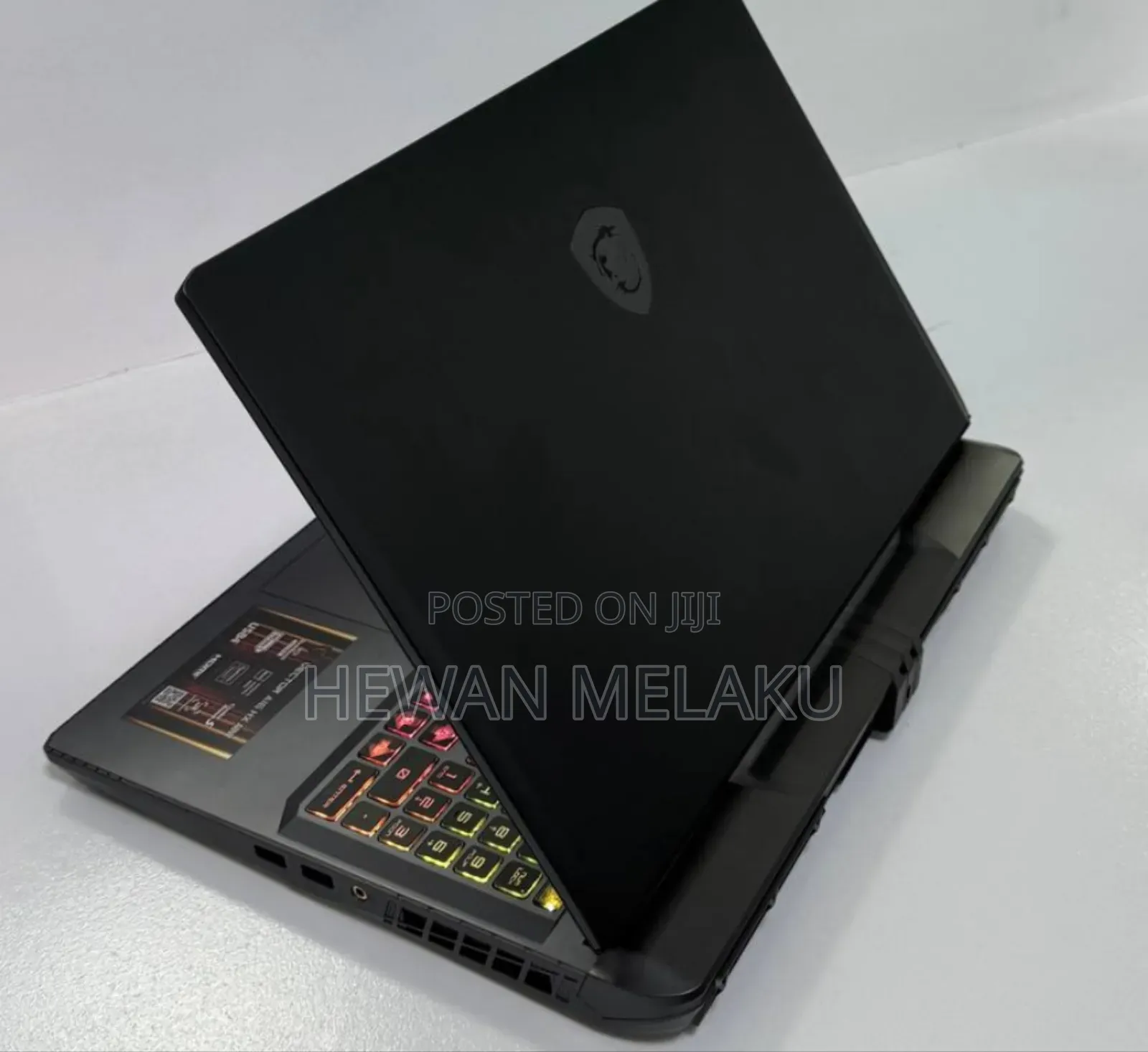 New Laptop MSI Vector 16 HX AI A2XWIG 16GB AMD Ryzen 9 SSD 1T