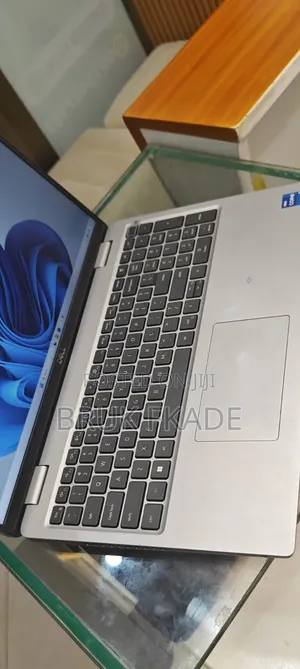 New Laptop Dell Latitude 5540 8GB Intel Core i7 SSD 256GB