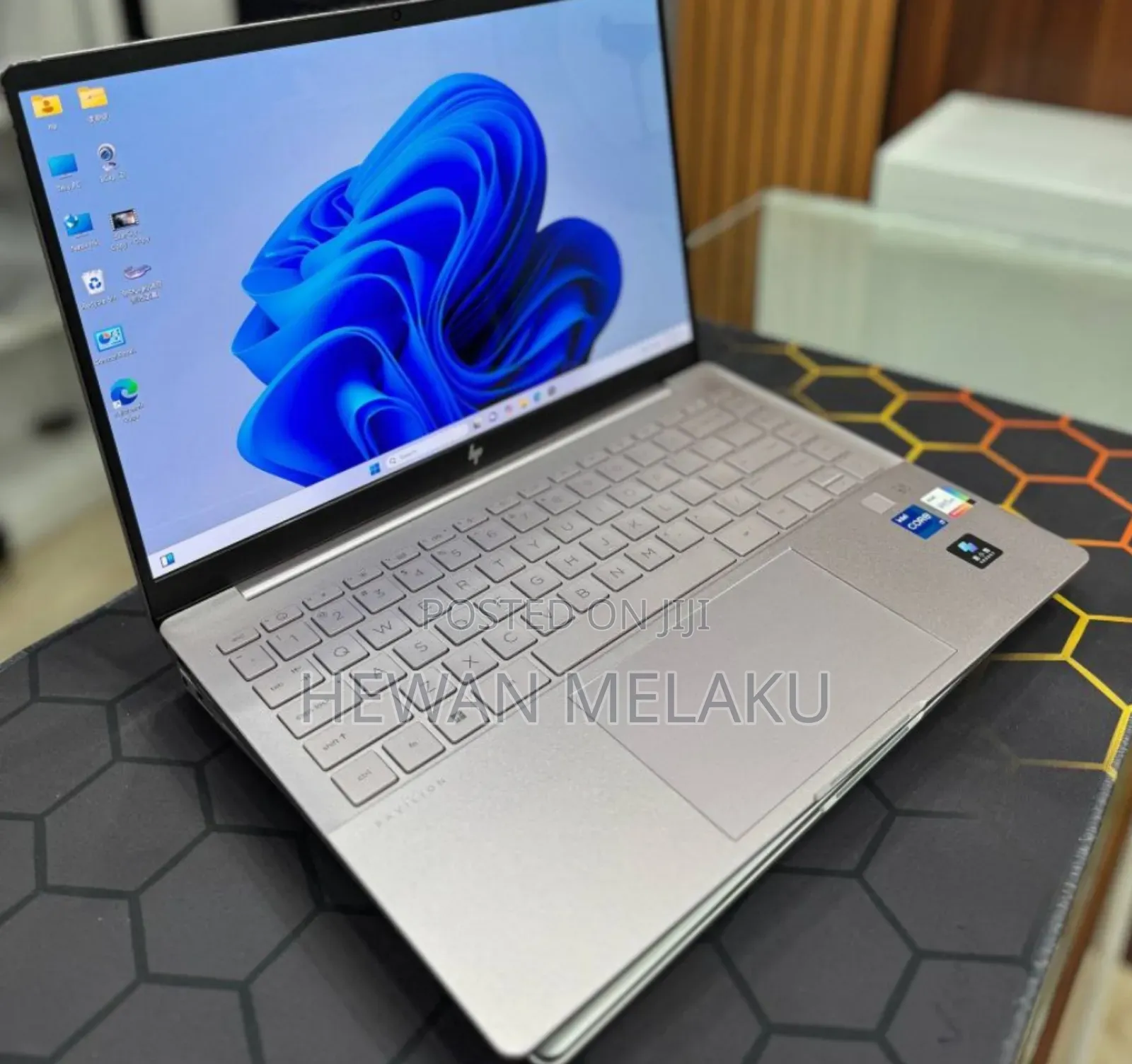 New Laptop HP Pavilion 14 16GB Intel Core i7 SSD 1T