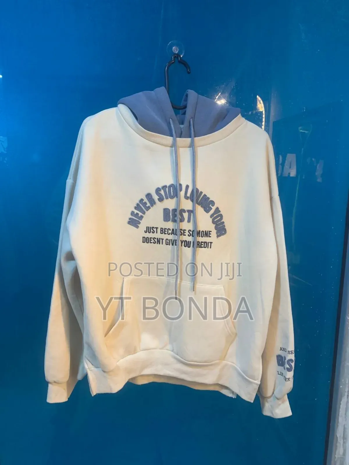 Hoodie Shurab Bonda