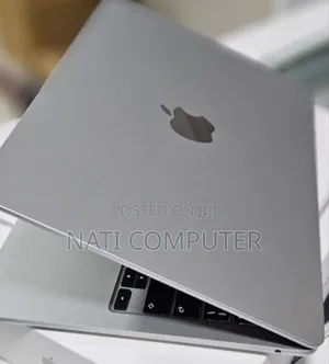 New Laptop Apple MacBook Air 2025 M4 13-inch 16GB Apple M4 SSD 256GB