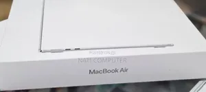 New Laptop Apple MacBook Air 2025 M4 13-inch 16GB Apple M4 SSD 256GB