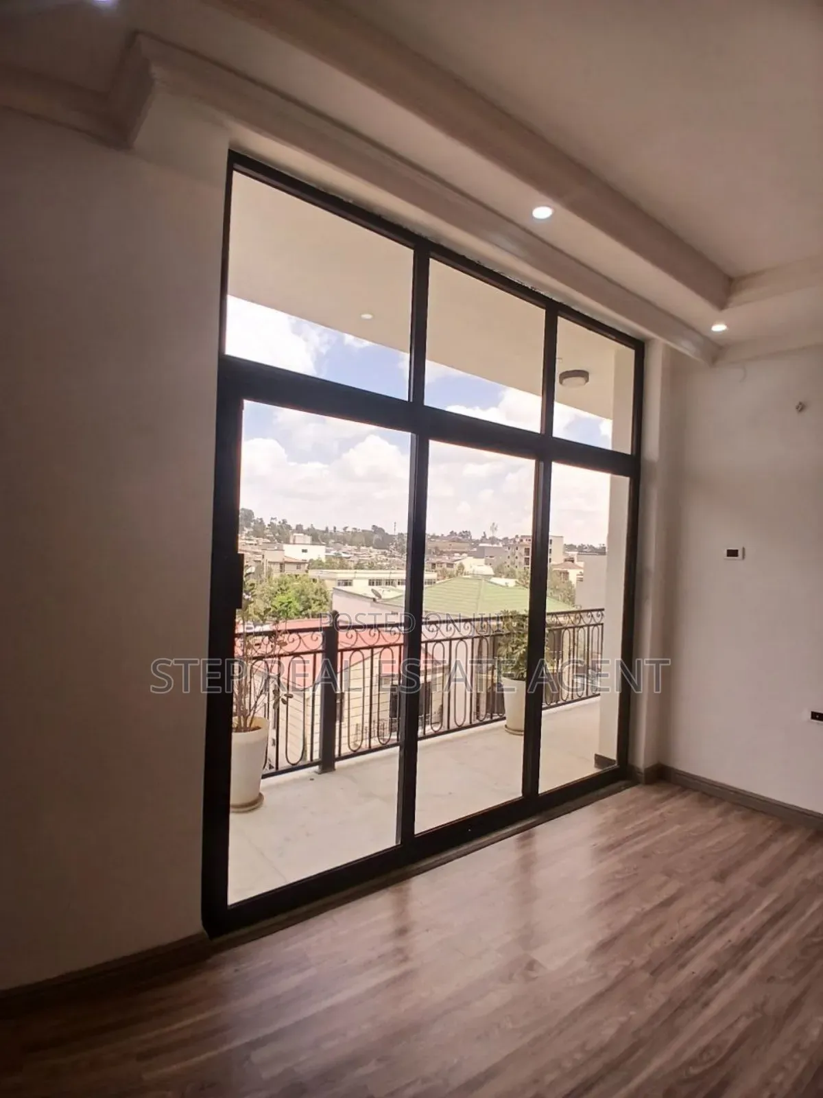 4bdrm Apartment in Bole for rent