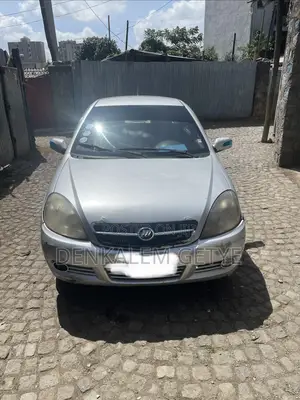 Lifan 520 2012 Silver