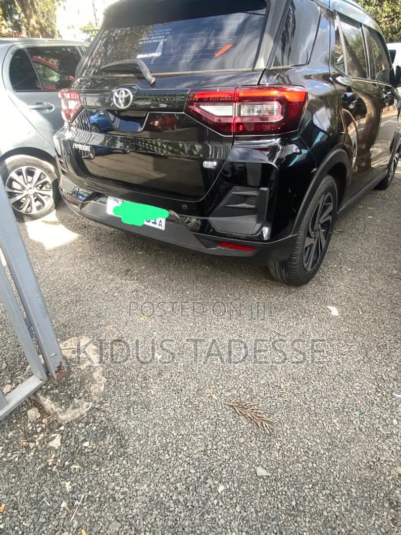 New Toyota Raize 2023 Black