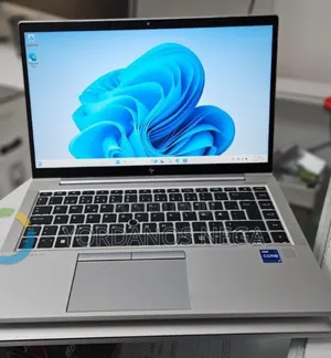 New Laptop HP EliteBook 830 G8 16GB Intel Core i7 SSD 512GB