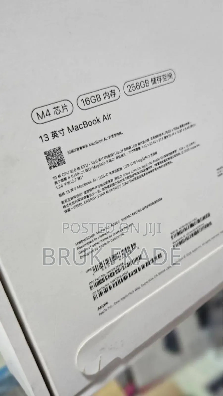 New Laptop Apple MacBook Air 2025 M4 13-inch 16GB Apple M4 SSD 256GB