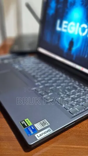 New Laptop Lenovo Legion 5 16GB Intel Core i7 SSD 1T