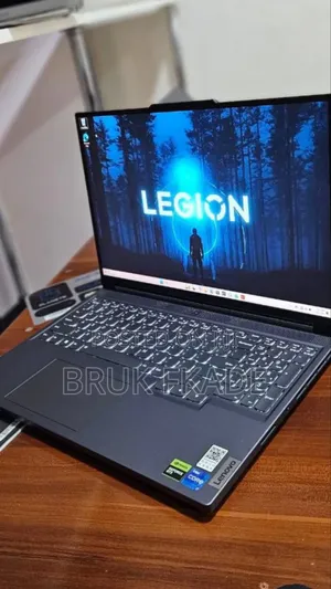 New Laptop Lenovo Legion 5 16GB Intel Core i7 SSD 1T