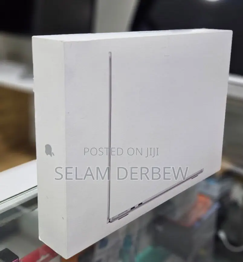 New Laptop Apple MacBook Air 2025 M4 13-inch 16GB Apple M4 SSD 256GB