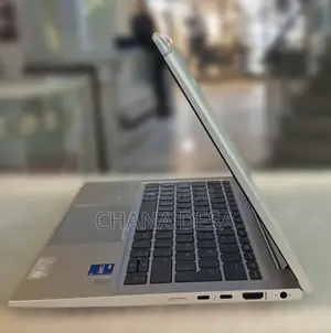 New Laptop HP EliteBook 830 16GB Intel Core i5 SSD 512GB