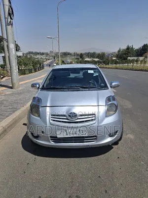Toyota Yaris 1.0 2006 Silver