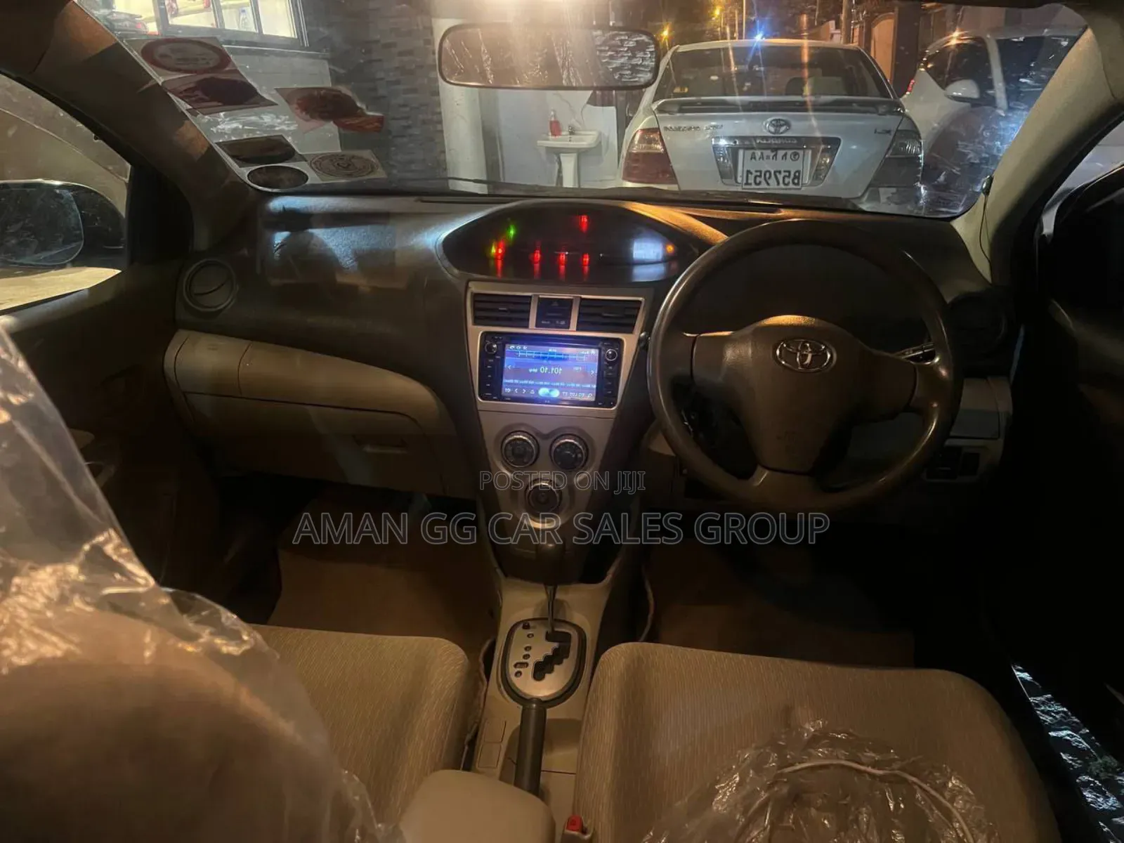 Toyota Yaris 2010 Silver