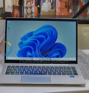 New Laptop HP EliteBook 840 G8 16GB Intel Core i7 SSD 512GB