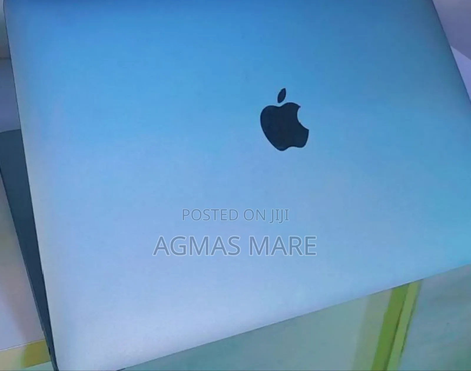 New Laptop Apple MacBook Pro M1 8GB Apple M1 SSD 256GB