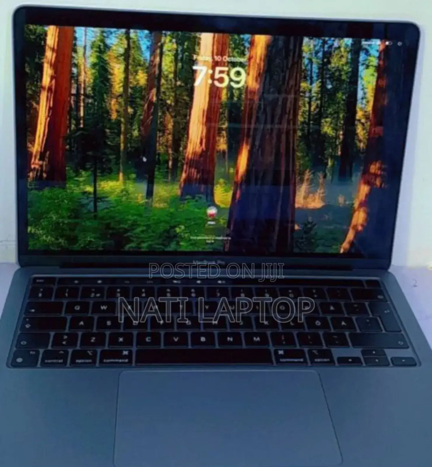 New Laptop Apple MacBook Pro M1 8GB Apple M1 Pro SSD 256GB