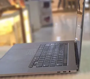 New Laptop Apple MacBook Pro 2019 16GB Intel Core i7 SSD 512GB