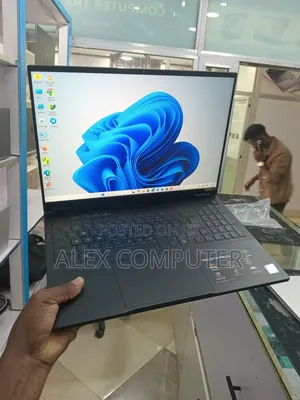 New Laptop Asus TUF Gaming F16 32GB Intel Core i7 SSD 1T
