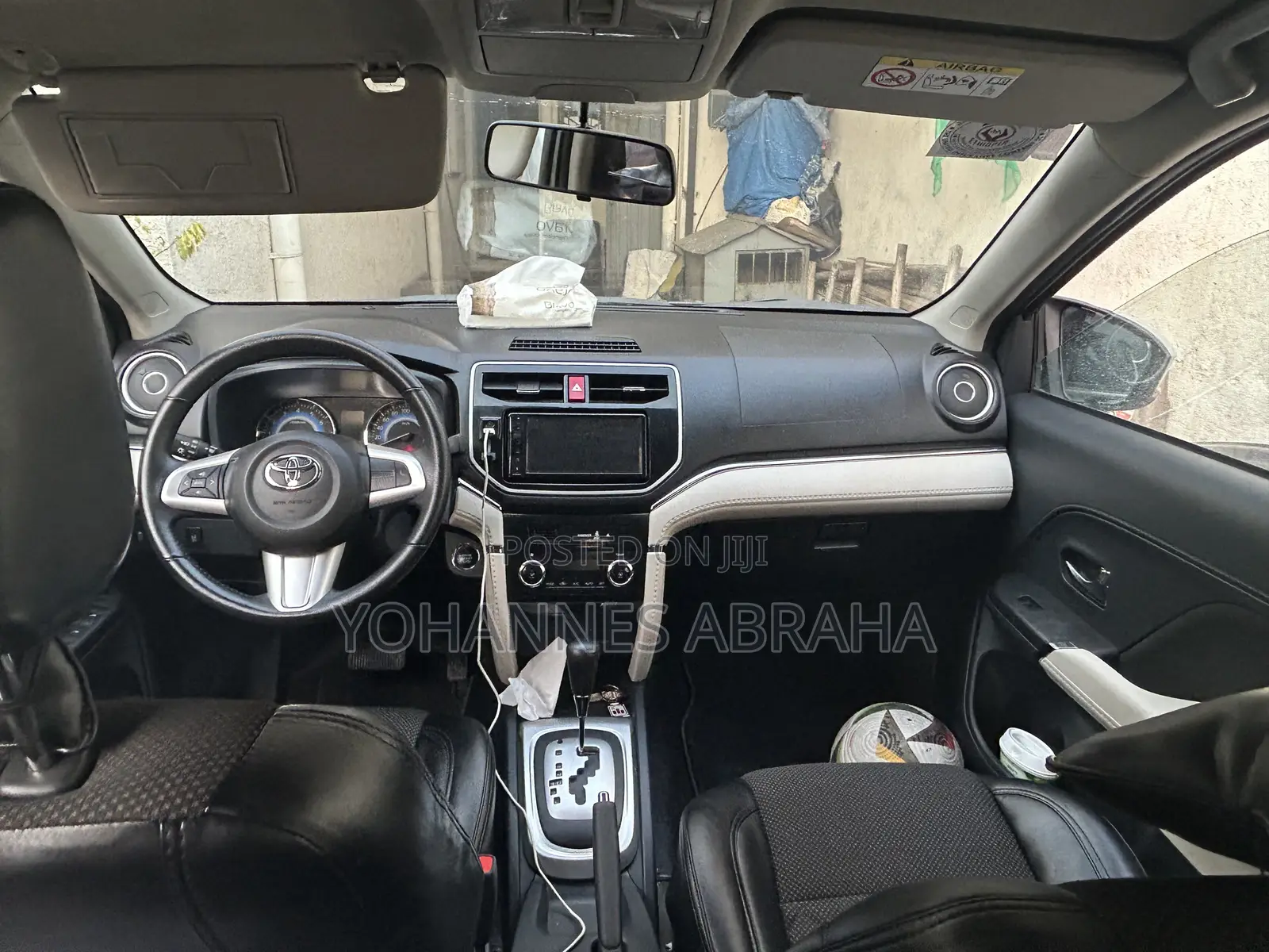 Toyota Rush 2022 Silver