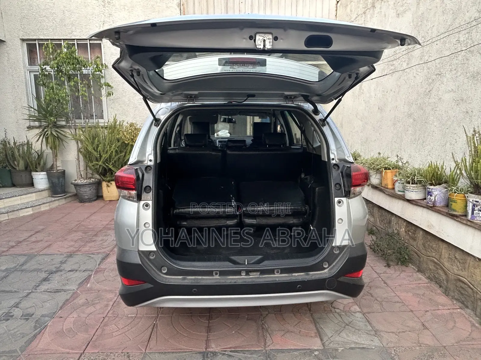 Toyota Rush 2022 Silver