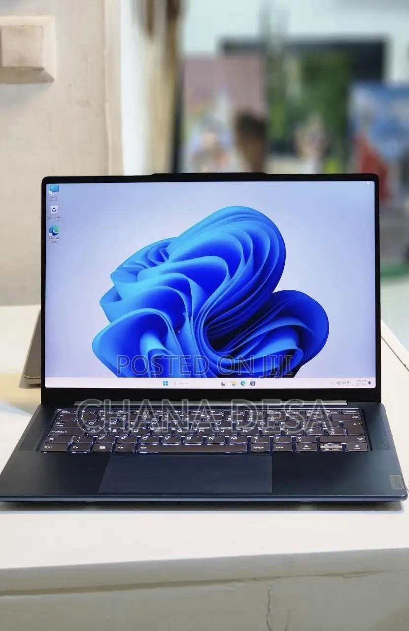 New Laptop Lenovo 16GB Intel Core i7 SSD 1T