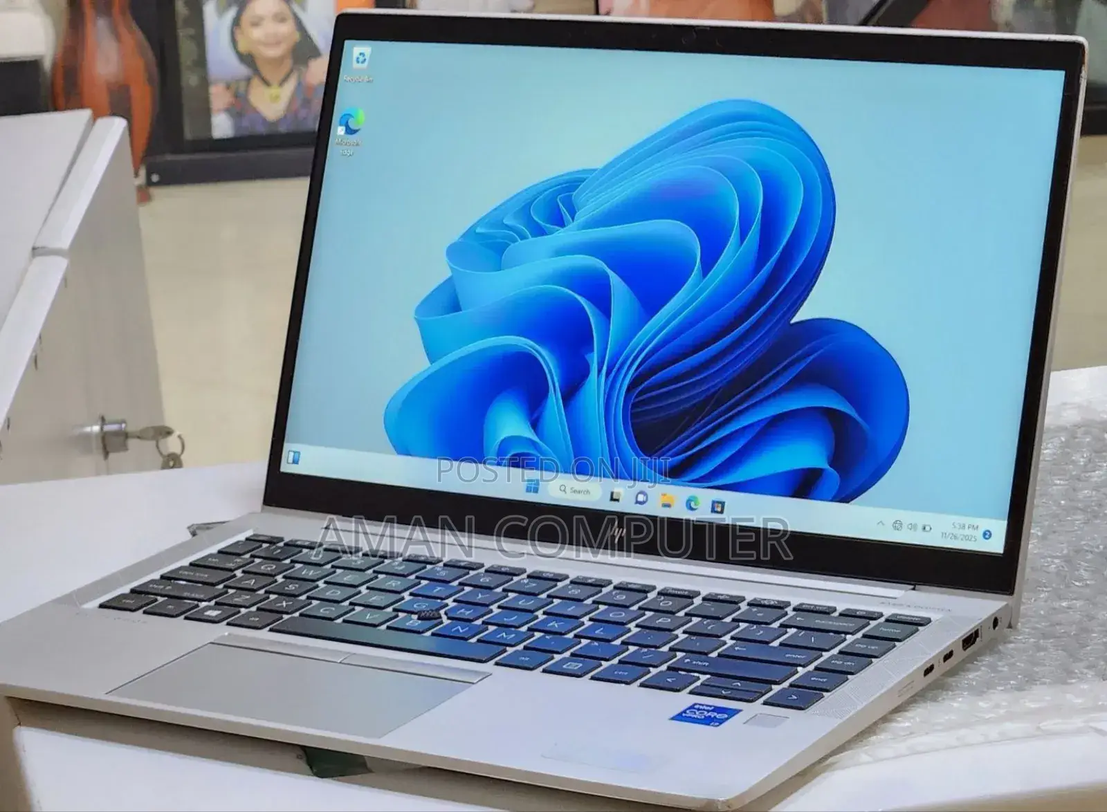 New Laptop HP EliteBook 840 G8 16GB Intel Core i7 SSD 512GB