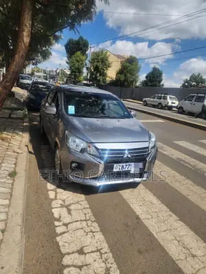 Mitsubishi Attrage 2021 Gray