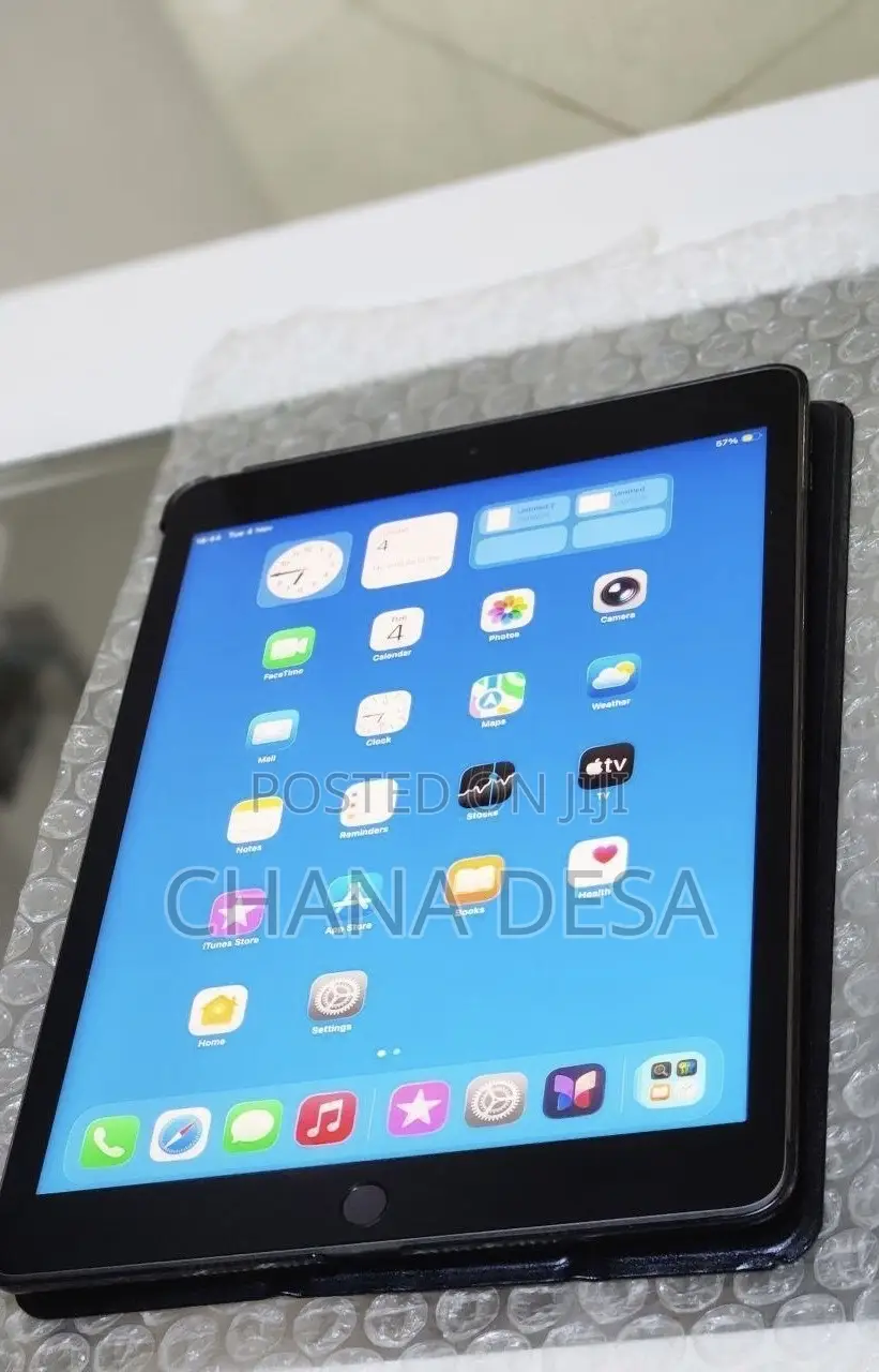 New Apple iPad 10.2 (2020) Wi-Fi 128 GB