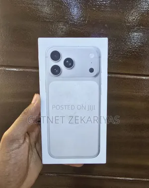 New Apple iPhone 17 Pro Max 256 GB Silver